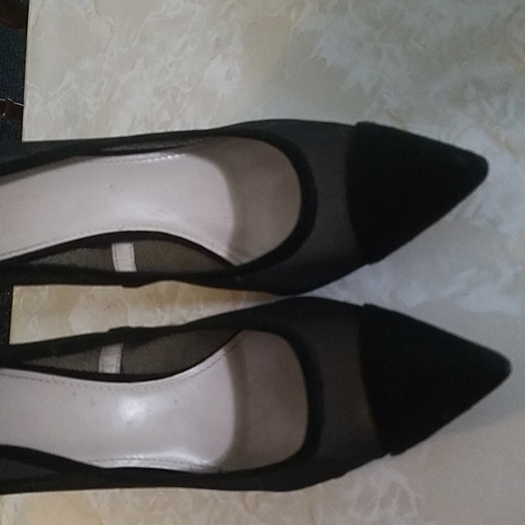 Limited Edition Victoria's Secret Heels - Picture 4 of 4